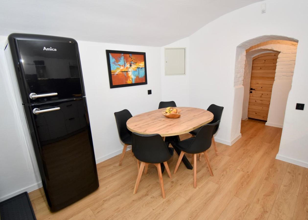 Krakow Family Nest Apartment ภายนอก รูปภาพ